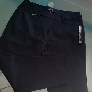 White House Black Market Black Crop Leg Pants PETITES Size 4 New